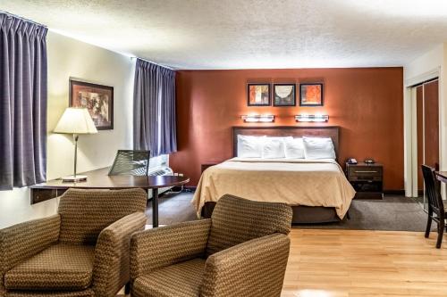 Cama o camas de una habitación en Red Roof Inn Columbus - Taylorsville