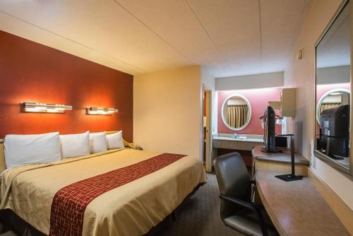 Gallery image of Red Roof Inn Indianapolis North - College Park in Indianapolis