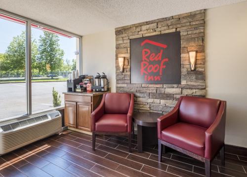 Η κουζίνα ή μικρή κουζίνα στο Red Roof Inn Dumfries-Quantico