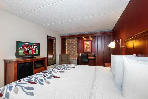 Ένα ή περισσότερα κρεβάτια σε δωμάτιο στο Red Roof Inn Meriden