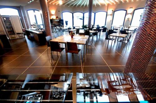 Restaurace v ubytování Albergo Delle Industrie
