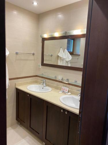 Ski & Spa Chalet Bansko – Photos 3