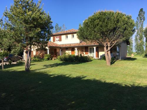 Maison chaleureuse Saint-Cyr-sur-le-Rhône