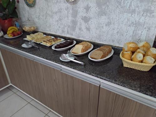 Makanan di atau berdekatan inn ini