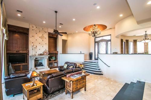 Breathtaking Views From This Hillside Masterpiece! – Photos 3