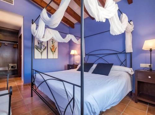 Katil atau katil-katil dalam bilik di Villa Finesse 1 - Lovely 3 bedroom villa - Great pool area - Perfect for families