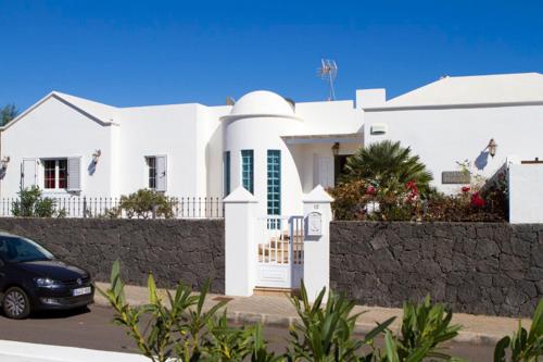 Villa Joanne - 4 Bedroom villa - WiFi and Air conditioning ...