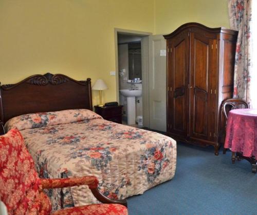 Avonmore On The Park Boutique Hotel Image