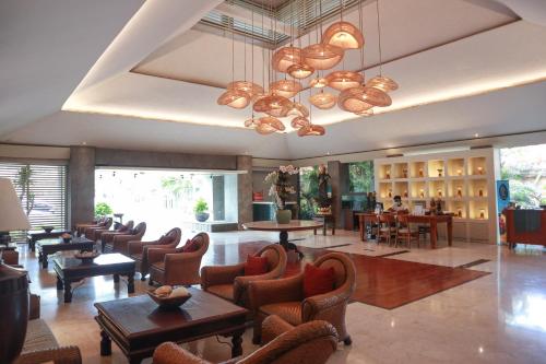 Zona de estar de The Cakra Hotel