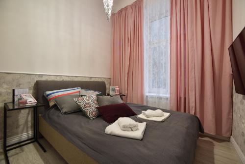 Posteľ alebo postele v izbe v ubytovaní ShortStayPoland Poznańska (B23)
