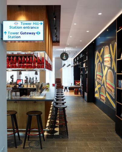 citizenM Tower of London Image