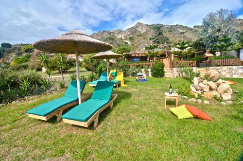 Gallery image of Beachfront Elena Villa with mini pool and spa in Vasilikos