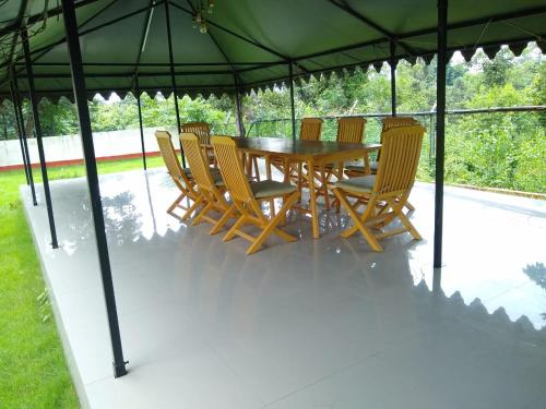 Αίθριο ή υπαίθριος χώρος στο Matha Forest Resort