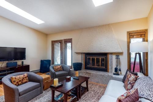 West Vail Condo Retreat – Photos 3