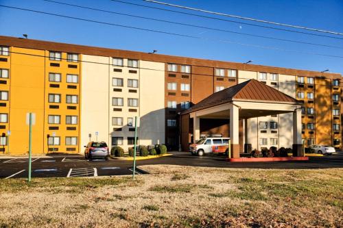 Φωτογραφία από το άλμπουμ του Comfort Inn Oxon Hill - National Harbor σε Oxon Hill