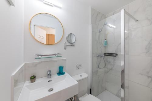 Un baño de WS Tour Eiffel - Saint-Charles