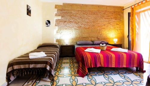 Studio with city view balcony and wifi at Castelbuono