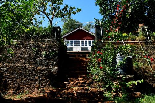 Κήπος έξω από το Balekhan Homestay - Heritage & Mountain View