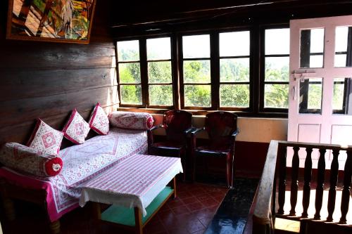 Galeriebild der Unterkunft Balekhan Homestay - Heritage & Mountain View in Chikmagalur