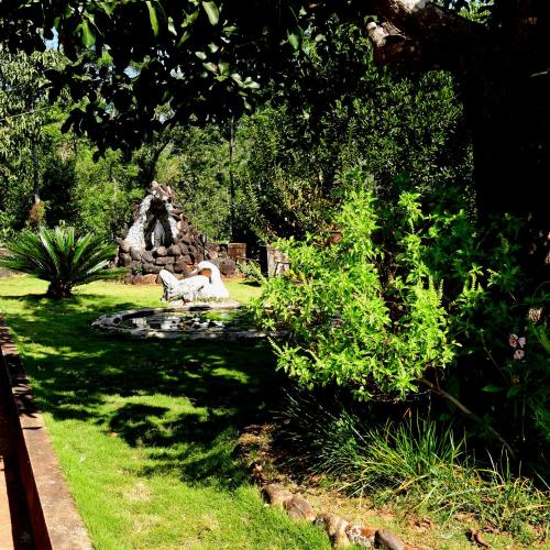 Κήπος έξω από το Balekhan Homestay - Heritage & Mountain View