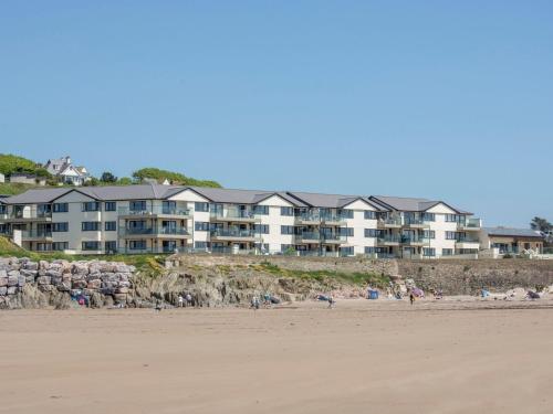 17 Burgh Island Causeway