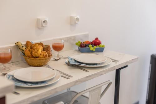Comida en o cerca de este apartamento