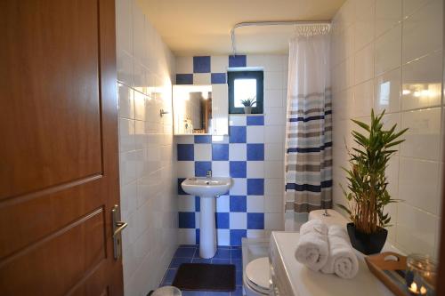Ванная комната в Christina Villas- Minoan inland