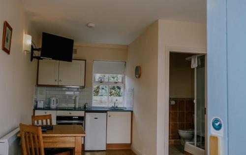 Gallery image of The Wooden House - Room Only Accomodation in Kilmore Quay