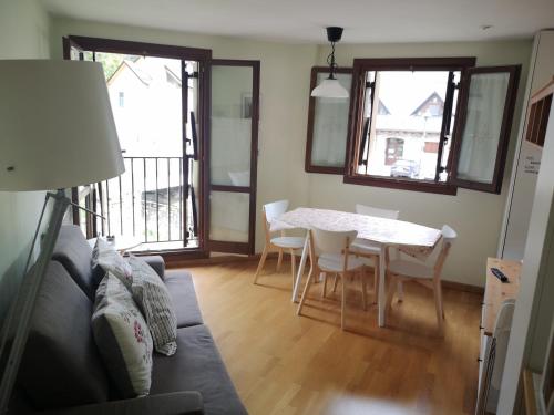 Apartamentos Aguas Limpias, Sallent de Gállego – Precios ...