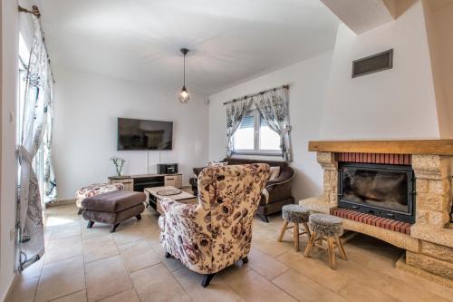 Χώρος καθιστικού στο Luxury House Cesarica