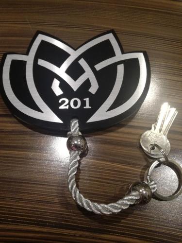 a heart shaped key chain with acedes benz logo at HOTEL GRAND BOUTIQUE in Fusagasuga