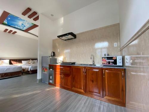 Gallery image of NH&Atilde; TRANG HOTEL in Cam Ranh