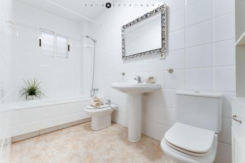Koupelna v ubytování San Cristobal Apartment - Alicante City Center