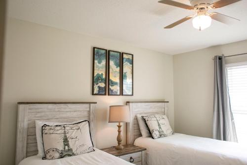B - New 4 Bedroom Home - 5 Miles to Disney - Free Water Park - Private Pool photo 83