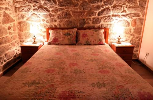 Giường trong phòng chung tại The Maggie Farm