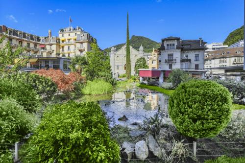 Oasis 2 bedroom apartment in Montreux centre