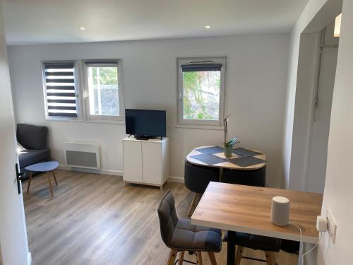 Μια τηλεόραση ή/και κέντρο ψυχαγωγίας στο Annecy coeur de ville et du lac