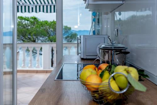 Apartment Bor - on the beach