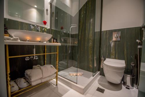 A bathroom at Battaglia di Lepanto