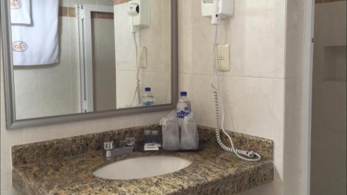A bathroom at Arcos hotel