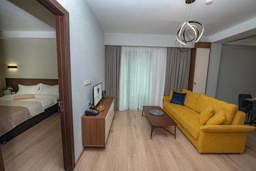Ένα ή περισσότερα κρεβάτια σε δωμάτιο στο Crystal Residence