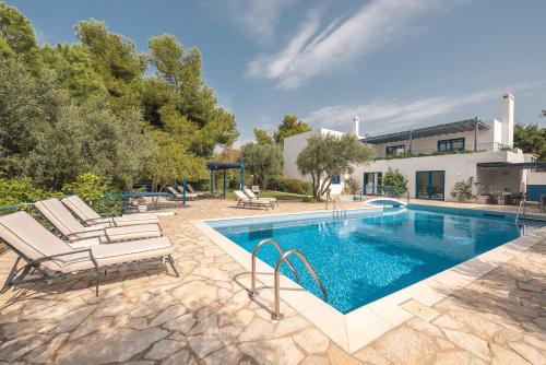 Gallery image of Summer Villa Pasiphae Private Pool - BBQ -Beach 2min in Sounio