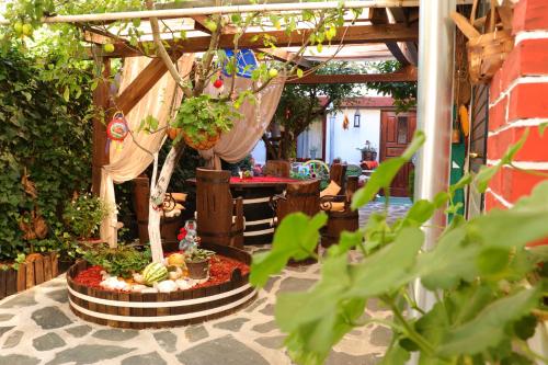 Restoran atau tempat lain untuk makan di Къща за гости Плевнята