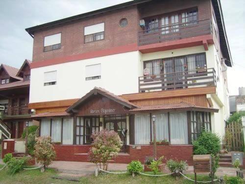 Ceferino Hotel – Hotel en Villa Gesell Ceferino Hotel – Hotel en Villa Gesell