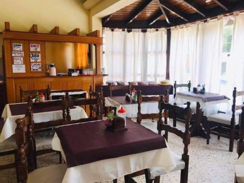 alquilar Ceferino Hotel en Villa Gesell