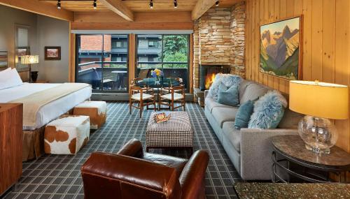 Posezení v ubytování Aspen Square Condominium Hotel