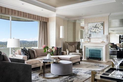 Four Seasons Hotel Los Angeles at Beverly Hills Image