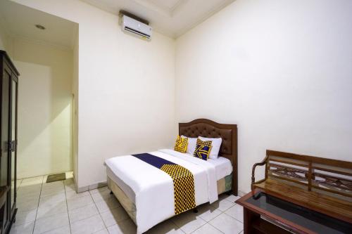 Gallery image of Super OYO 3978 Hotel Danau Indah in Bekasi