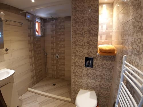 Gallery image of Tora Bora Guest House in Pancharevo