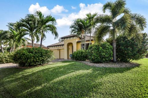 Whispering Palms – Photos 2